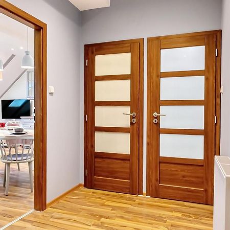 Attic Apartment On Waterfront / View / Netflix Prag Exterior foto