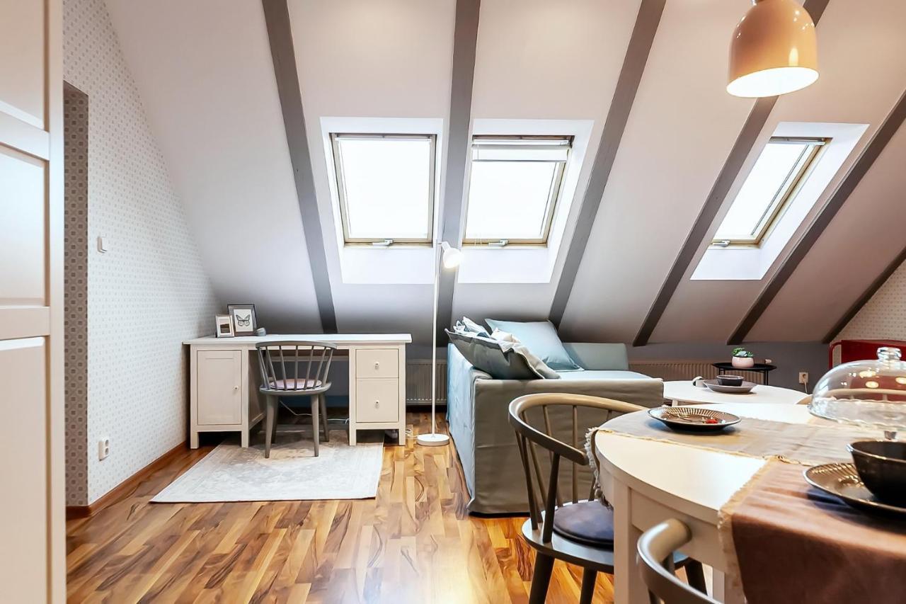 Attic Apartment On Waterfront / View / Netflix Prag Exterior foto