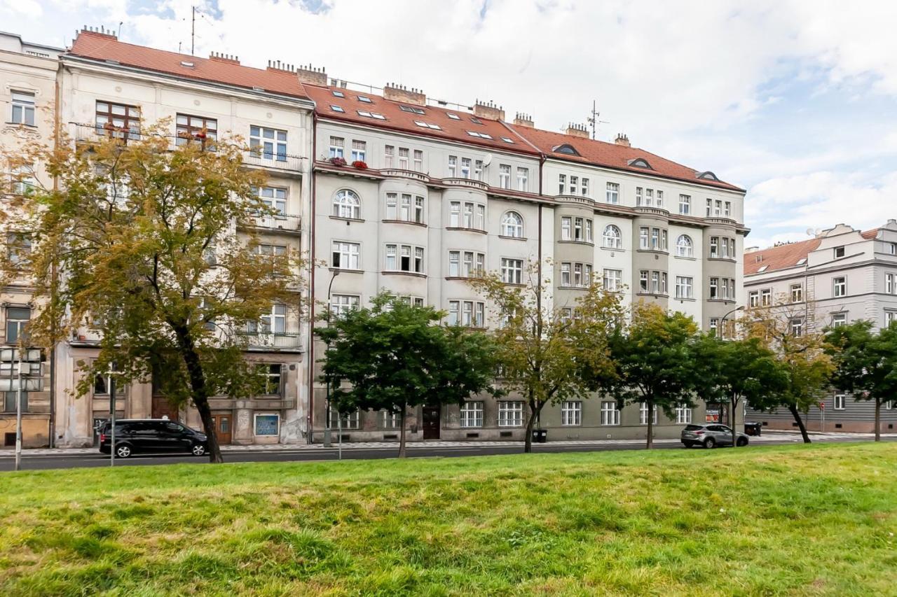 Attic Apartment On Waterfront / View / Netflix Prag Exterior foto